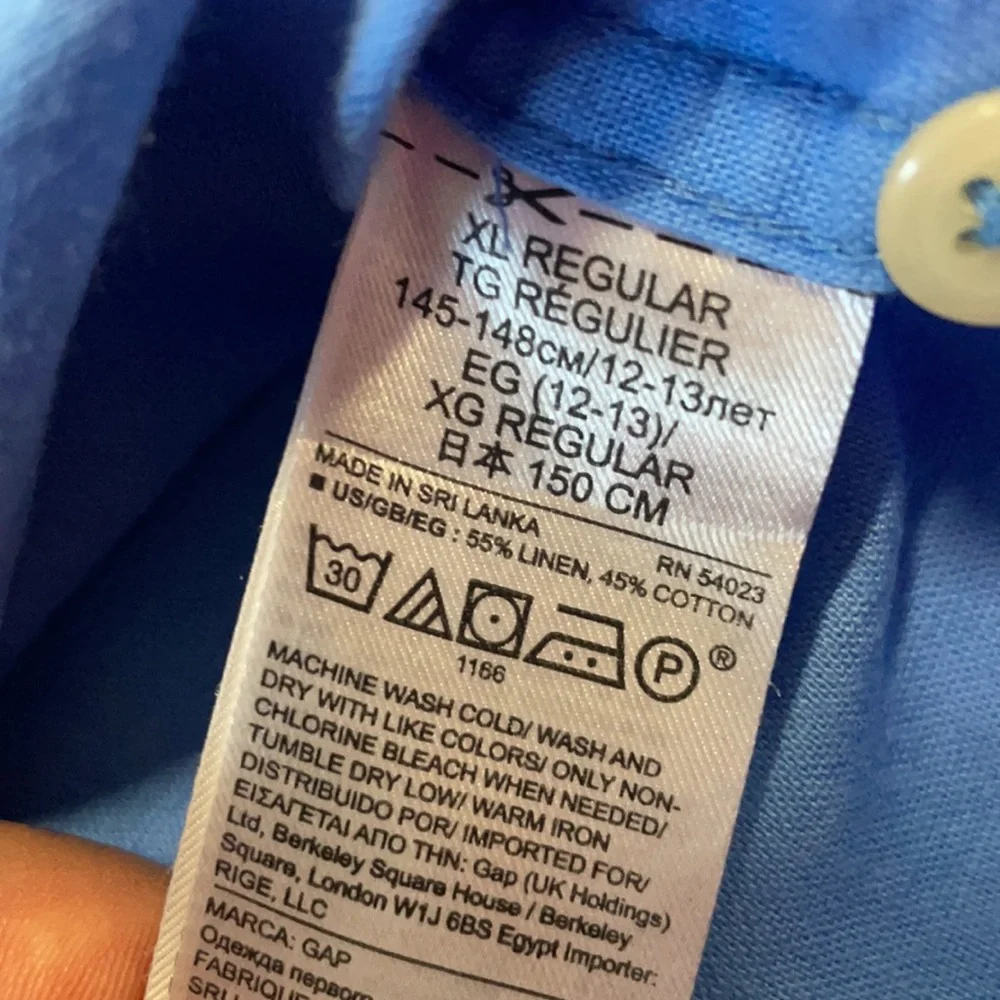 Gap Kids boys M (8) blue linen blend button down long sleeve shirt